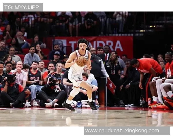 每个人都在乱打！快船锋线新秀居然单场呈现了6次失误？