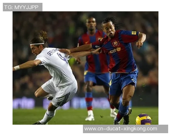 泽-马里亚：最难抵挡的对手是大罗，他能够一脚过咱们两个人